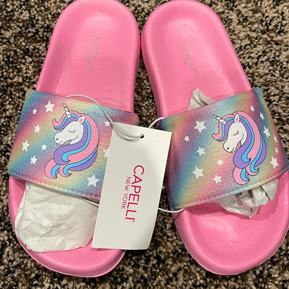 Capelli Slides